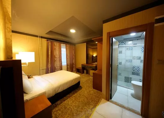 taht palace 14-2210